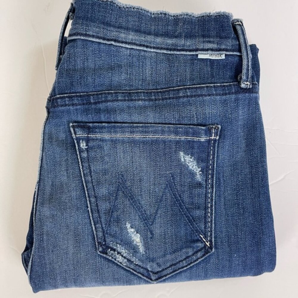 MOTHER Brand The Double Fray Vagabond in Take The Edge Off Wash Jean Siz…